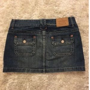 American Eagle Distressed Mini Jean Skirt (102)